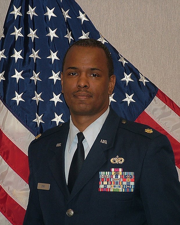 Dr. Edmond V. Gray in United States Air Force uniform